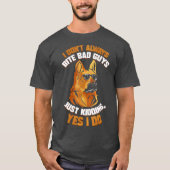 K9警察犬オフィサー 私は噛まないよ ドイツ語 Tシャツ (正面)