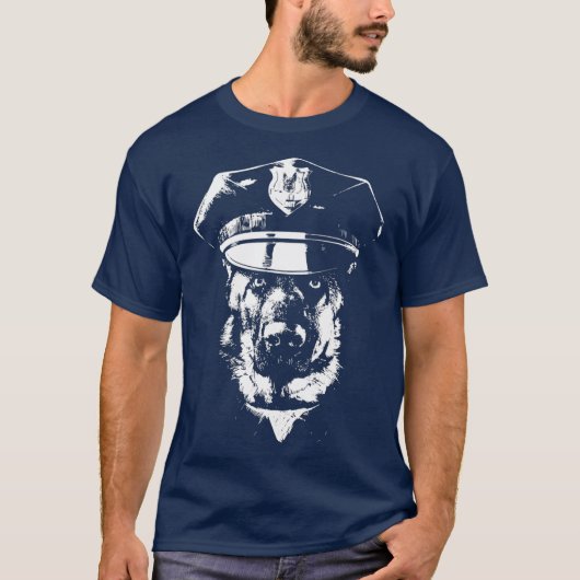 K9 Police Dog Officer With Hat Tシャツ (正面)