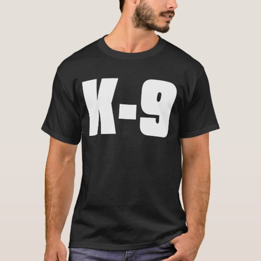 K-9黒いTシャツ Tシャツ (正面)