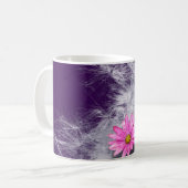 Kaffeetasse Blumen und Distelsamen, lila コーヒーマグカップ (正面左)