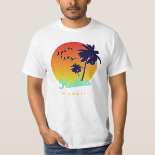 Kailuaハワイのサーフィンのビーチ Tシャツ