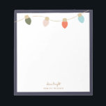 Kaktovikストリングライト ノートパッド<br><div class="desc">レトロクリスマスライトデザインby Shelby Allison.</div>