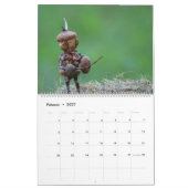 Kalender mit gebastelten Figuren aus Eicheln カレンダー (2月 2027)