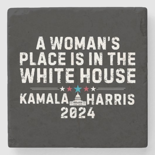 Kamala Harris 2024 – 女性の場所はウィットにある ストーンコースター (正面)