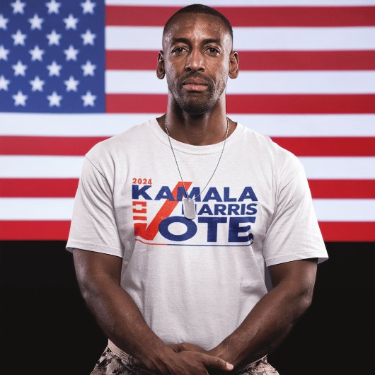 Kamala Harris T-Shirtの投票 Tシャツ