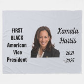 KAMALA HARRIS Throw Blanket フリースブランケット (正面(横))