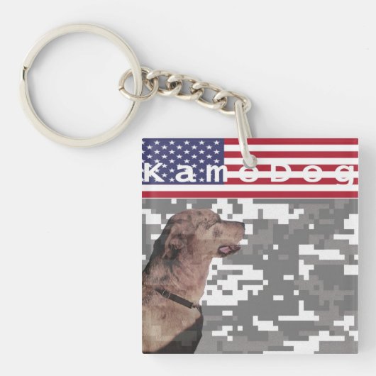 KamoDogのスパイクw/Flag Keychain キーホルダー (正面)