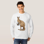 Kangaroo at Soccer Sports Tシャツ (正面フル)