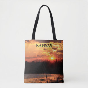 Kansas Sunset with Reflection Photoバッグ。 トートバッグ
