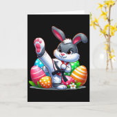 Karate Easter Bunny With A Sket Of Eggs Easter Day カード (黄色い花)