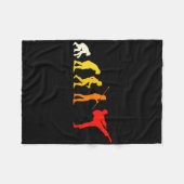 Karate Evolution Kung Fu Shotokan Gift Martial Art フリースブランケット (正面(横))