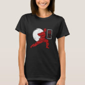 Karate Fighter Karate Pose Karate Kick Tシャツ (正面)