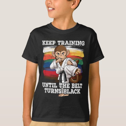 Karate Keep Training Until The Belt Turns Black 1  Tシャツ (正面)