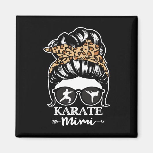 Karate Mimi Messy Bun Hair Funny Karate Fighter Mi マグネット (正面)