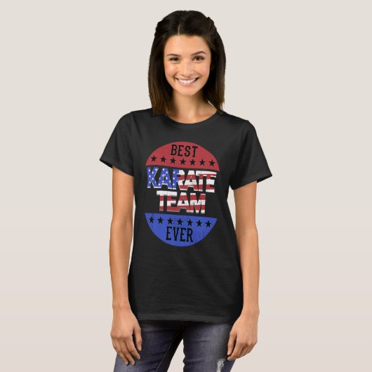 Karate Team Independence Day Patriotic Karateka US Tシャツ (正面フル)