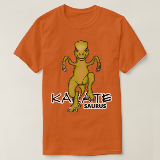 Karatesaurus Raptor Crane Kick Funny Dino Karate Tシャツ (デザイン正面)