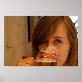 Karlovacko Girl ポスター
