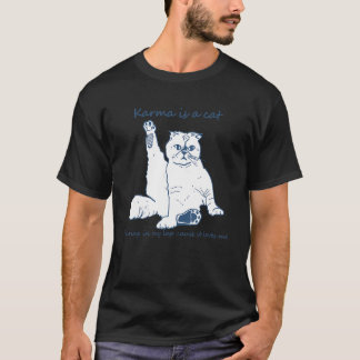 KarmaはMが好きだから膝の上で鳴く猫 Tシャツ