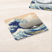 KATSUSHIKA HOKUSAI -神奈川を離れた素晴らしい波 スクエアペーパーコースター (アングル)