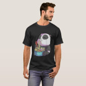 Kawaii Anime Panda Eating Ra Japanese Noodles Pand Tシャツ (正面フル)