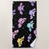 Kawaii Bats – Cute Gothic Pattern ビーチタオル (正面)