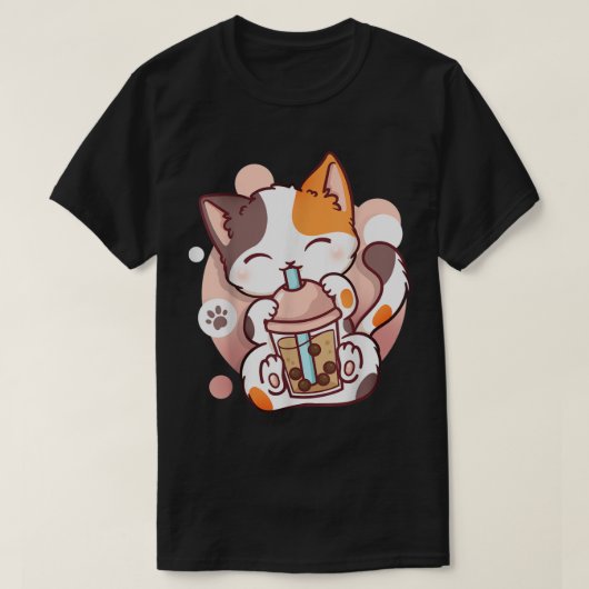 Kawaii Boba Cat Drinking Bubble Tea Tee Tシャツ (デザイン正面)