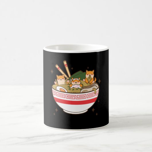 Kawaii dogs eating Ramen コーヒーマグカップ (中央)