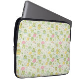 Kawaii Frog Rainy Day Pattern Wrapping ラップトップスリーブ (正面右)