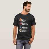 Kawaii Ga Sushi Eat Sleep Anime Repeat Anime Tシャツ (正面フル)