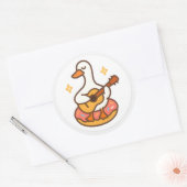 Kawaii Goose Playing Guitar Sticker ラウンドシール (封筒)