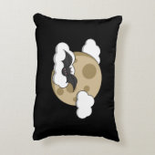 Kawaii Happy Bat Flying on Full Moon アクセントクッション (裏面(縦))