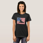 Kayak for men gift kayaking american flag patrioti tシャツ (正面フル)