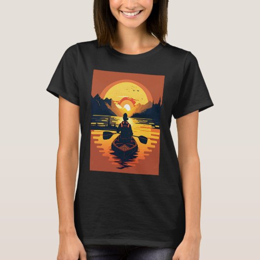 Kayaking River Camper River Boating In Sunset Tシャツ (正面)