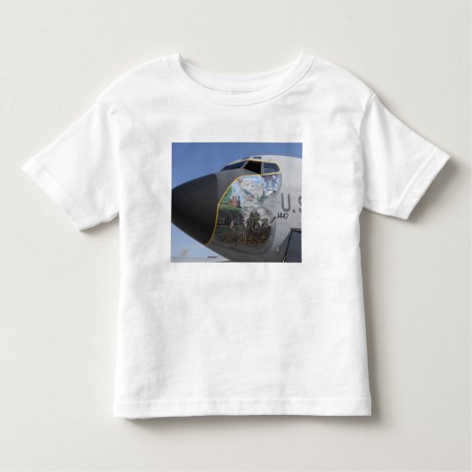 KC-135愛国的な鼻を表示するストラトタンカーディング トドラーTシャツ (正面)