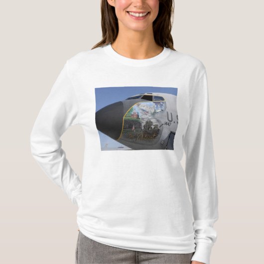 KC-135愛国的な鼻を表示するストラトタンカーディング Tシャツ (正面)
