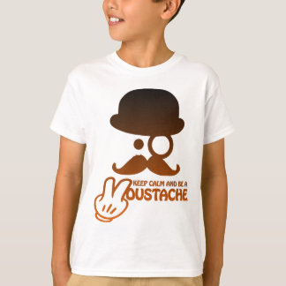 Keep calm and be a Moustache - by www.Codeshirt24. Tシャツ