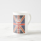 Keep Calm and Carry Onのイギリス英国国旗 ボーンチャイナマグカップ (正面右)