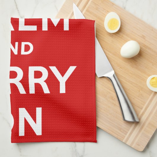 Keep Calm and Carry Onレッド キッチンタオル (四つ折り)