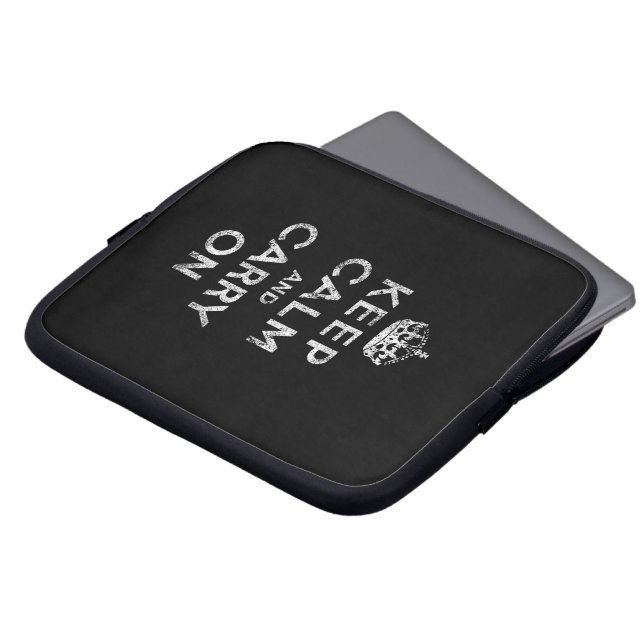 Keep Calm and Carry On ラップトップスリーブ (正面上部)