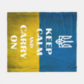 Keep calm and carry on Ukrainian emblem trident フリースブランケット (正面(横))