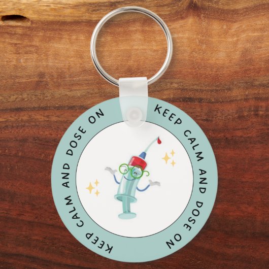 Keep Calm and Dose On – Funny Diabetes Keychain キーホルダー (正面)
