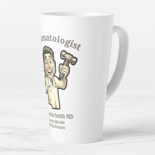 Keep calm and fix the fracture TRAUMATOLOGIST MD カフェラテマグ (右アングル)