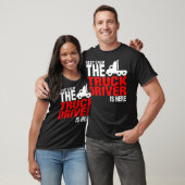 Keep Calm The Truck Driver Is birthday Tシャツ (ユニセックス)