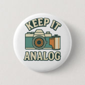 Keep it analog 缶バッジ (正面)
