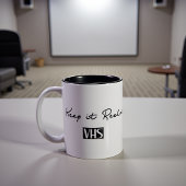 Keep It Reel VHS Retro Quote ツートーンマグカップ