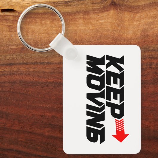 Keep Moving – Powerful Red Motivation Quote Design キーホルダー (正面)