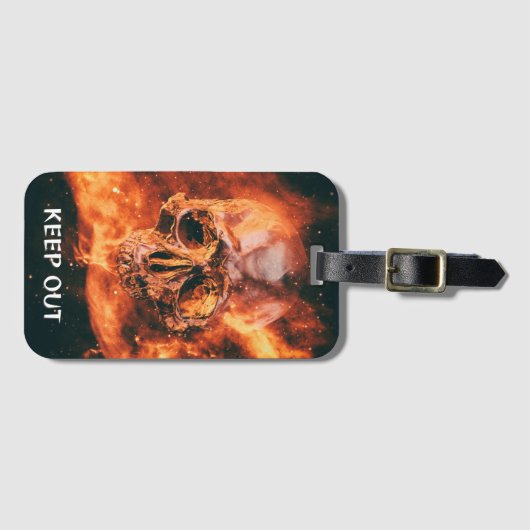 Keep Out. Flaming skull in space ラゲッジタグ (正面横)