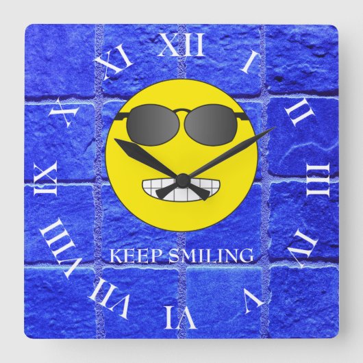 Keep Smiling スクエア壁時計 (正面)