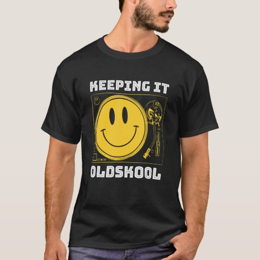 Keeping It Old Skool  Original Raver  Love Raving  Tシャツ (正面)