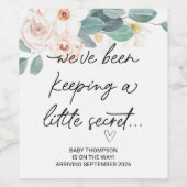 Keeping Little Secret Baby Pregnancy Announcement  ワインラベル (シングルラベル)